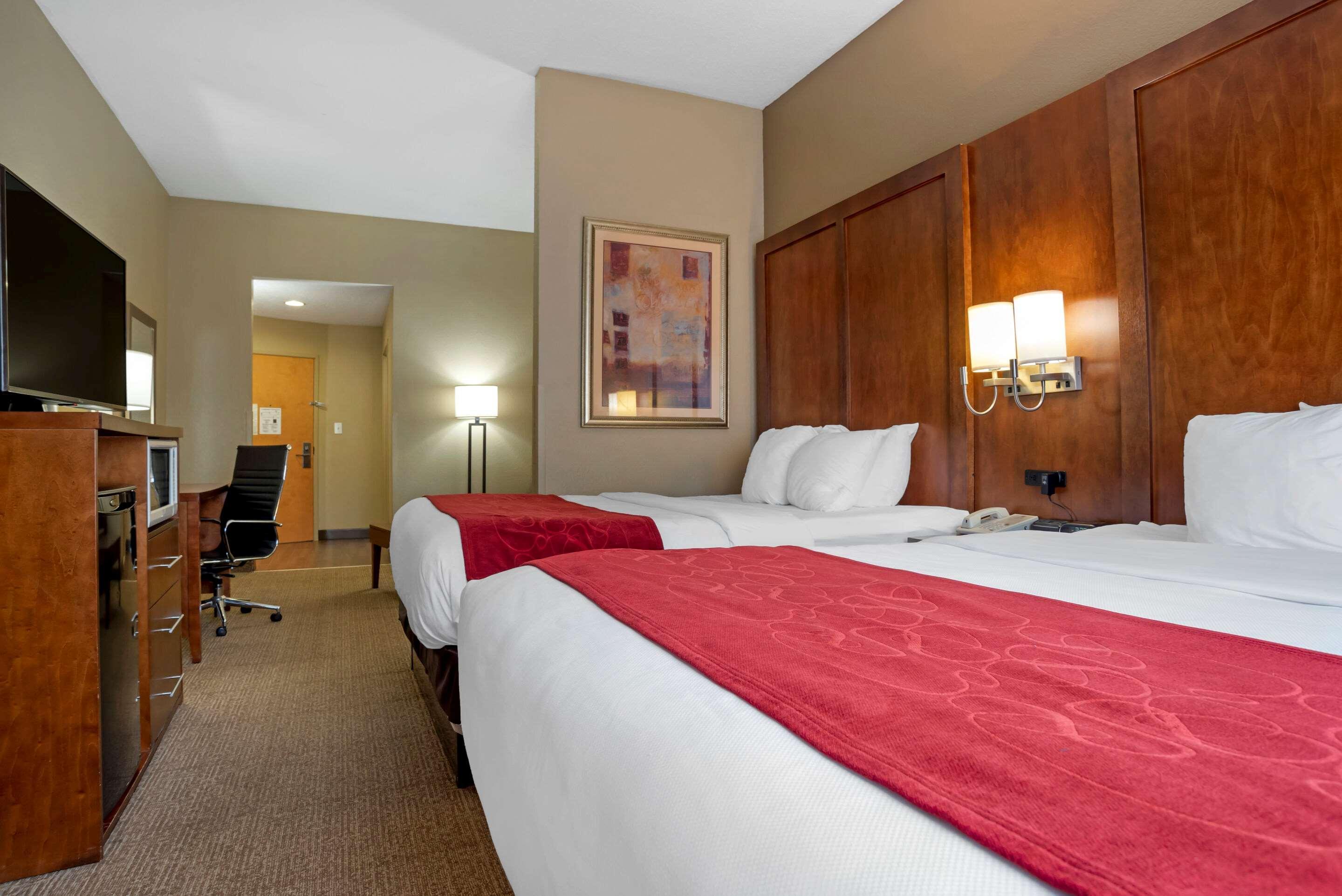 Comfort Suites Oxford I-20 Exit 188 Екстериор снимка