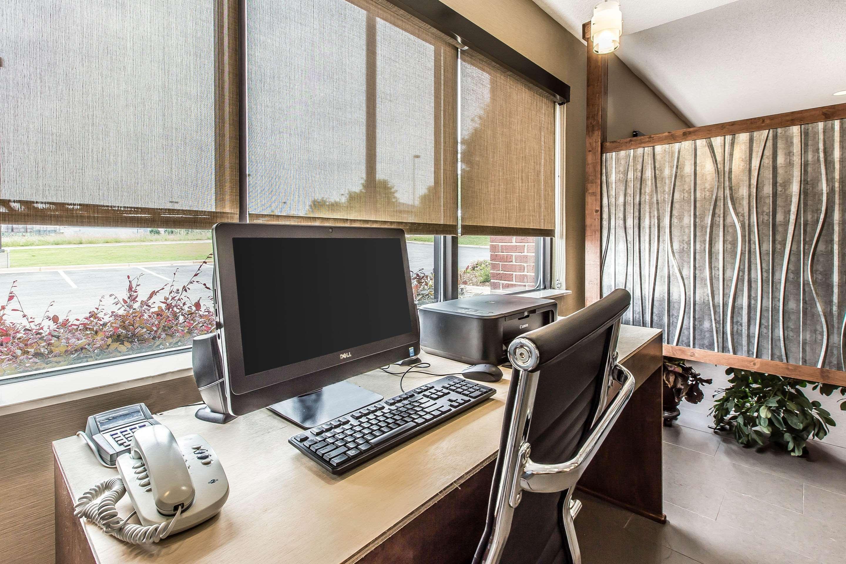 Comfort Suites Oxford I-20 Exit 188 Екстериор снимка