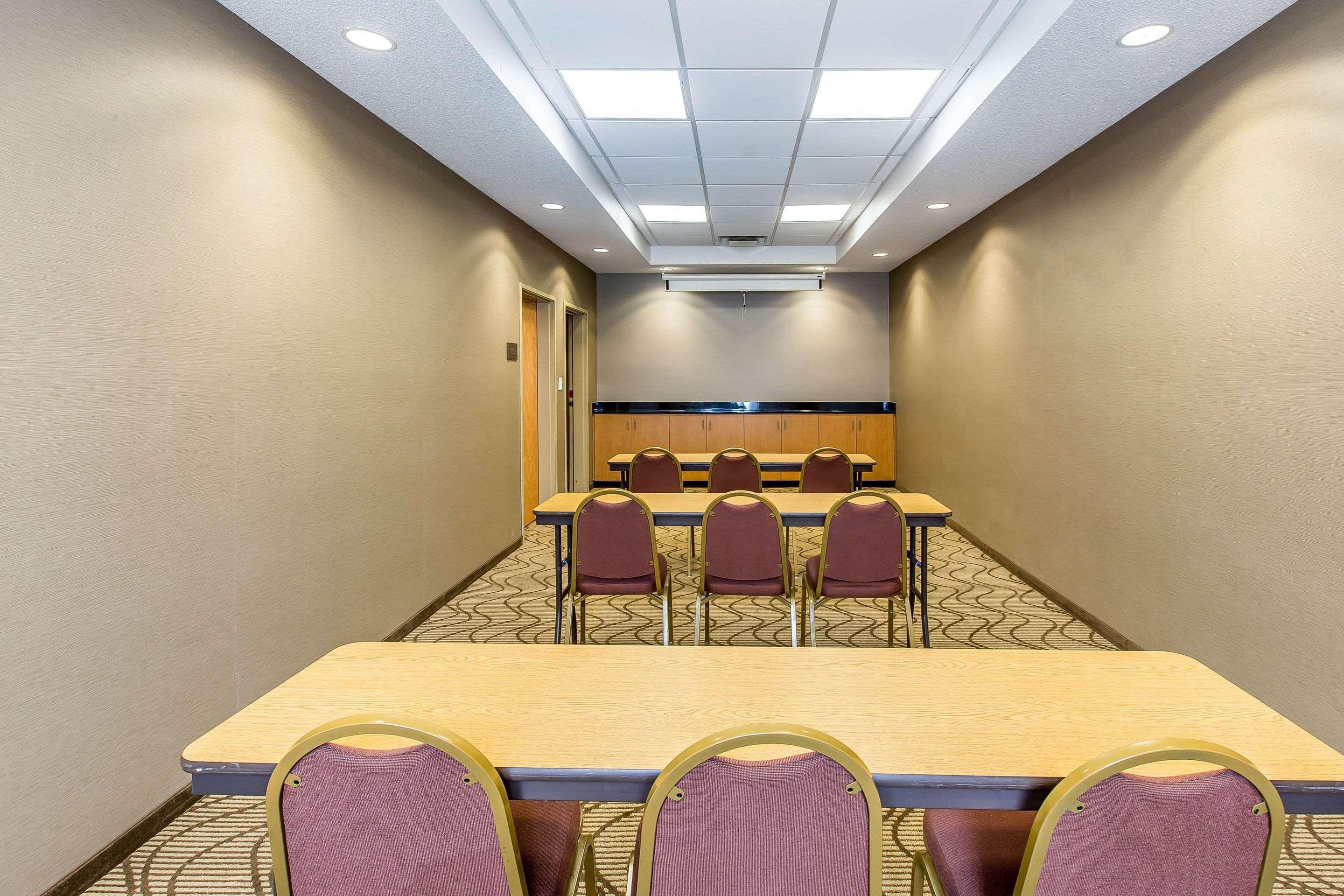 Comfort Suites Oxford I-20 Exit 188 Екстериор снимка